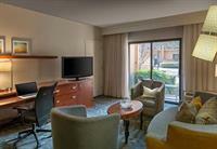 Courtyard By Marriott Atlanta Marietta Windy Hill Hotel Exterior photo